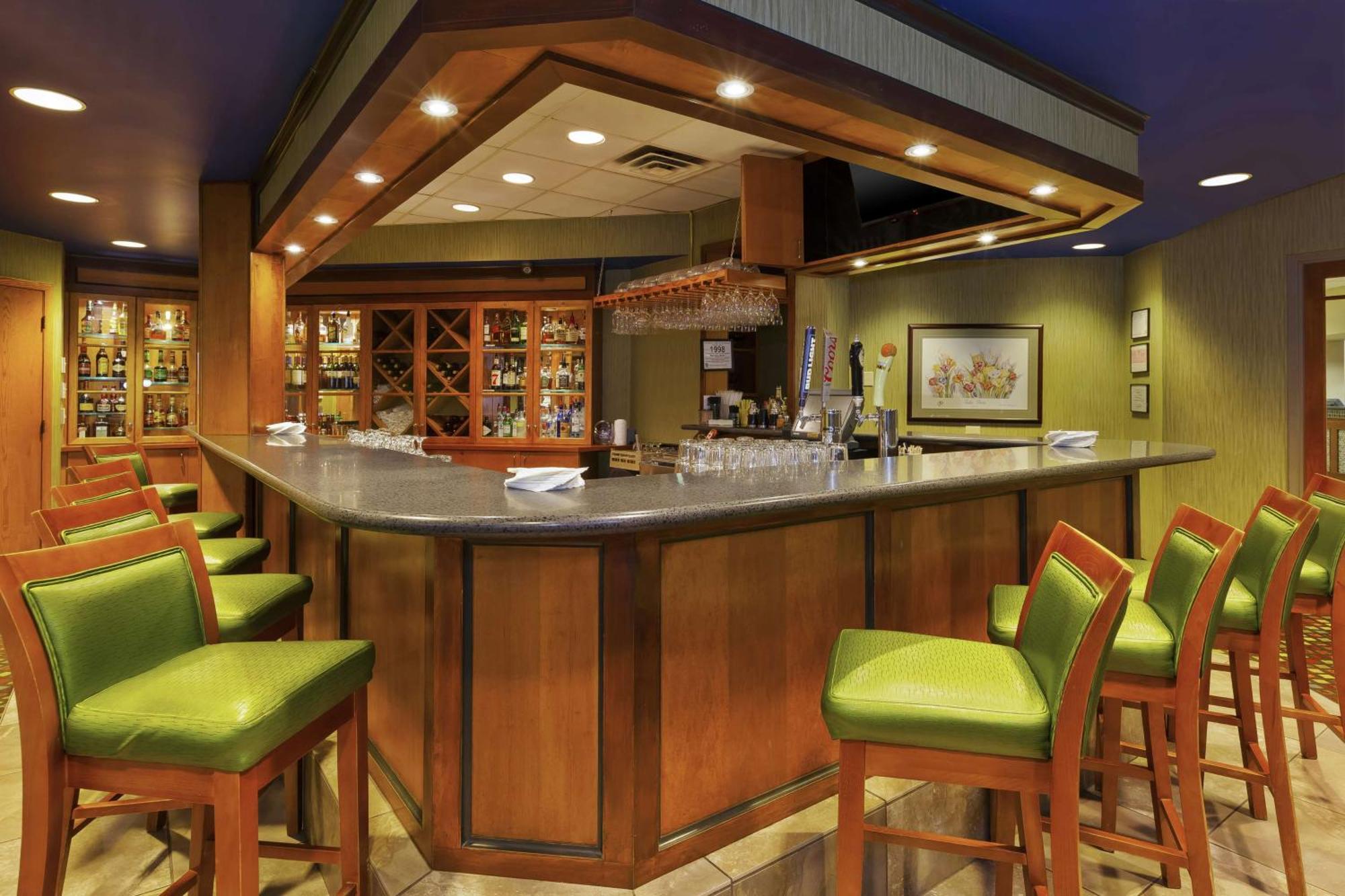 Doubletree By Hilton Holland Exterior foto